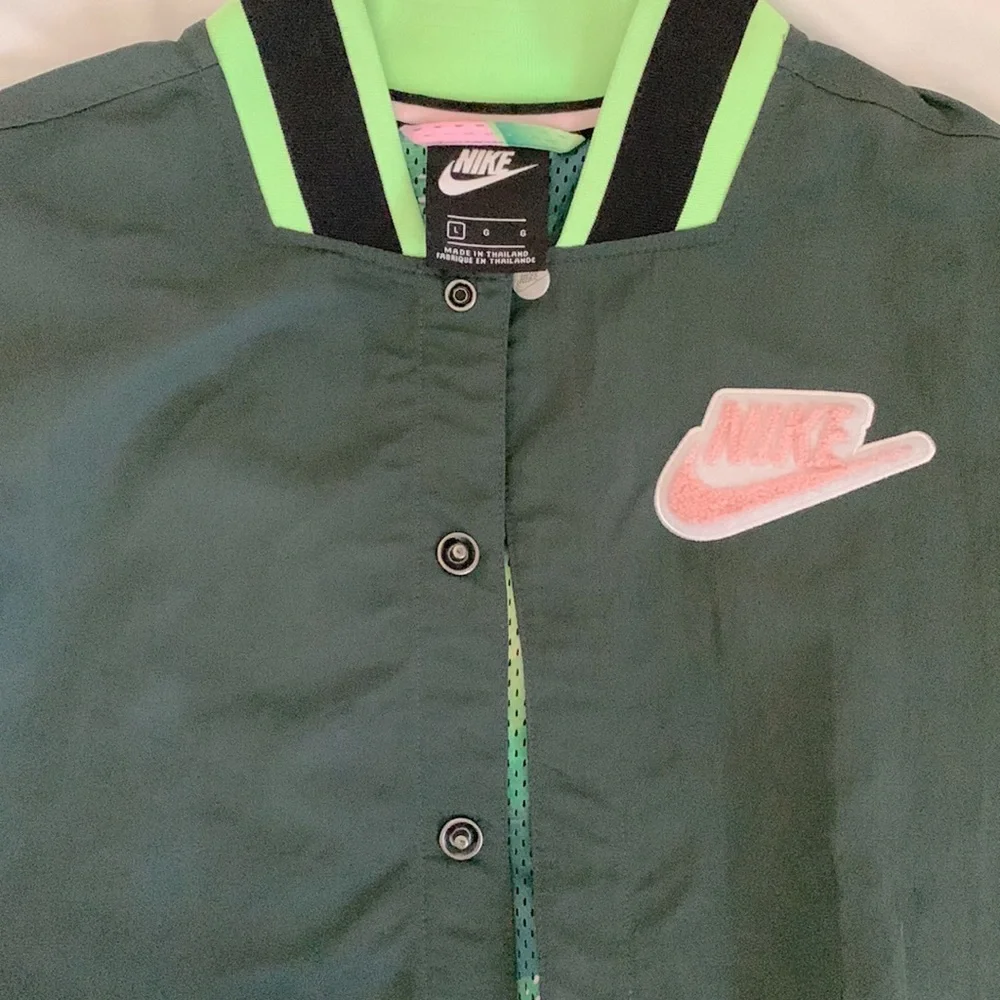Nike® Sportswear Hoopfly Jacket Size Large